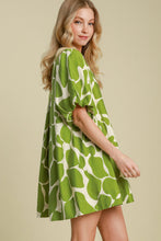 Load image into Gallery viewer, Umgee Two Tone Abstract Print Puff Sleeve Dress
