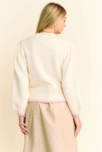 Cargar imagen en el visor de la galería, Davi & Dani Flower Patch Fuzzy Mock Neck Sweater