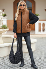 Cargar imagen en el visor de la galería, Pocketed Zip Up Turtleneck Vest Coat
