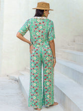 Cargar imagen en el visor de la galería, Printed Half Sleeve Top and Wide Leg Pants Set
