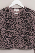 Cargar imagen en el visor de la galería, HYFVE Animal Print Snap Down Crop Cardigan
