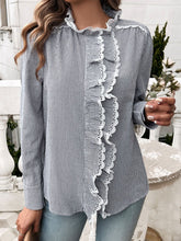 Cargar imagen en el visor de la galería, Lace Detail Ruffled Round Neck Long Sleeve Shirt
