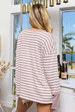 Cargar imagen en el visor de la galería, BiBi Striped Thumbhole Long Sleeve Top
