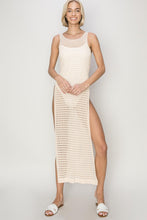 Cargar imagen en el visor de la galería, HYFVE Crochet Backless Cover Up Dress
