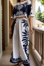 Cargar imagen en el visor de la galería, Printed Half Sleeve Top and Wide Leg Pants Set
