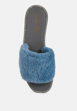 Load image into Gallery viewer, Geese Faux Fur Diamante Detail Jelly Flats
