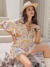 Cargar imagen en el visor de la galería, Cutout Printed Half Sleeve Romper
