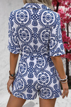 Cargar imagen en el visor de la galería, Tied Printed Short Sleeve Romper
