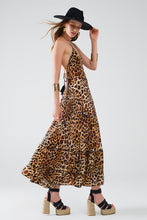 Cargar imagen en el visor de la galería, Maxi Leopard Print Boho Dress With Open Back
