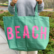Cargar imagen en el visor de la galería, Well Made Beach Canvas Tote
