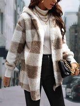 Cargar imagen en el visor de la galería, Plaid Long Sleeve Hooded Coat
