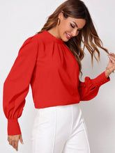 Cargar imagen en el visor de la galería, Ruched Mock Neck Long Sleeve Blouse
