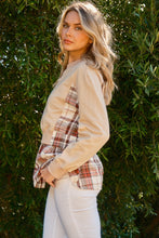 Cargar imagen en el visor de la galería, And The Why Full Size Double Layered Plaid Contrast Sweatshirt
