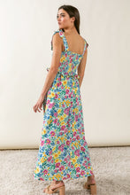 Cargar imagen en el visor de la galería, BiBi Floral Ruffle Trim Smocked Cami Dress

