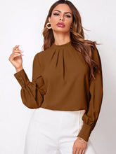 Cargar imagen en el visor de la galería, Ruched Mock Neck Long Sleeve Blouse
