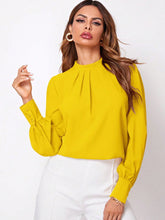 Cargar imagen en el visor de la galería, Ruched Mock Neck Long Sleeve Blouse
