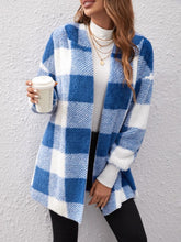 Cargar imagen en el visor de la galería, Plaid Long Sleeve Hooded Coat
