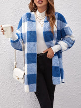 Cargar imagen en el visor de la galería, Plaid Long Sleeve Hooded Coat
