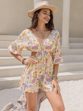 Cargar imagen en el visor de la galería, Cutout Printed Half Sleeve Romper
