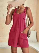 Cargar imagen en el visor de la galería, Full Size Scoop Neck Romper with Pockets
