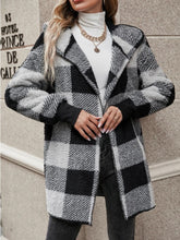 Cargar imagen en el visor de la galería, Plaid Long Sleeve Hooded Coat
