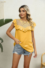 Cargar imagen en el visor de la galería, Spliced Lace Ruffled Blouse
