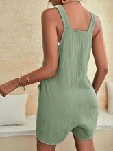 Cargar imagen en el visor de la galería, Full Size Scoop Neck Romper with Pockets
