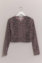 Cargar imagen en el visor de la galería, HYFVE Animal Print Snap Down Crop Cardigan
