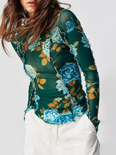 Cargar imagen en el visor de la galería, Floral Mock Neck Long Sleeve Top
