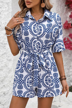 Cargar imagen en el visor de la galería, Tied Printed Short Sleeve Romper
