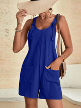 Cargar imagen en el visor de la galería, Full Size Scoop Neck Romper with Pockets
