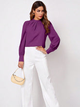 Cargar imagen en el visor de la galería, Ruched Mock Neck Long Sleeve Blouse
