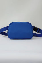 Cargar imagen en el visor de la galería, Buckle Zip Closure Fanny Pack
