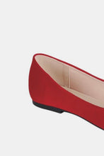 Load image into Gallery viewer, Forever Link Pointy Toe Slip On Flat Loafers
