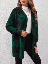 Cargar imagen en el visor de la galería, Plaid Long Sleeve Hooded Coat
