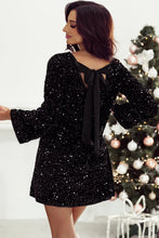 Cargar imagen en el visor de la galería, Sequin Round Neck Long Sleeve Mini Dress
