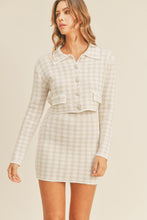 Cargar imagen en el visor de la galería, MABLE Houndstooth Cropped Knit Cardigan and Mini Skirt Set
