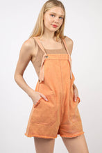 Cargar imagen en el visor de la galería, VERY J Washed Frayed Hem Denim Overall
