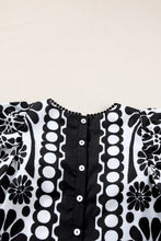 Cargar imagen en el visor de la galería, Printed Round Neck Half Sleeve Blouse
