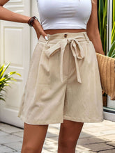 Cargar imagen en el visor de la galería, Tied High Waist Shorts with Pockets
