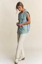 Load image into Gallery viewer, J.NNA Frayed Tweed Padded Shoulder Vest
