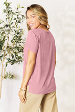 Cargar imagen en el visor de la galería, Basic Bae Full Size Round Neck Short Sleeve T-Shirt
