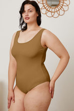 Cargar imagen en el visor de la galería, Basic Bae Full Size Square Neck Sleeveless Bodysuit
