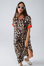 Cargar imagen en el visor de la galería, Leopard Print Dress With Front Knotted Detail
