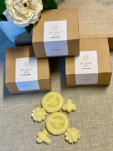 Load image into Gallery viewer, Organic Beeswax Melts 6Pcs
