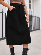 Cargar imagen en el visor de la galería, Slit Buttoned Denim Skirt with Pockets
