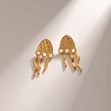 Cargar imagen en el visor de la galería, 18K Gold-Plated Stainless Steel Jellyfish Earrings
