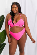Cargar imagen en el visor de la galería, Marina West Swim Summer Splash Halter Bikini Set in Pink
