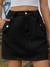 Load image into Gallery viewer, Pocketed Buttoned Mini Denim Skirt

