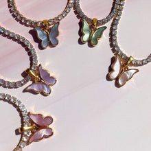 Cargar imagen en el visor de la galería, Zircon 18K Gold-Plated Butterfly Pendant Necklace
